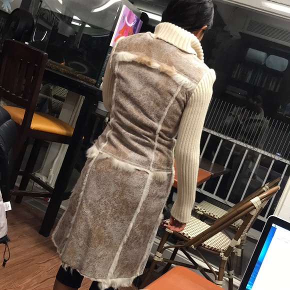 Dolce & Gabbana White Fur Coat Jacket - Picture 4 of 8